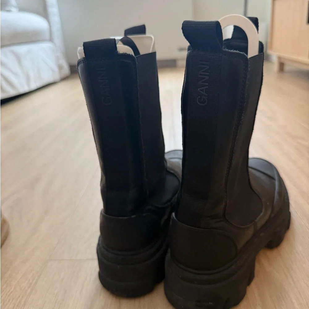 GANNI logo leather Chelsea boots - Picture 2 of 4